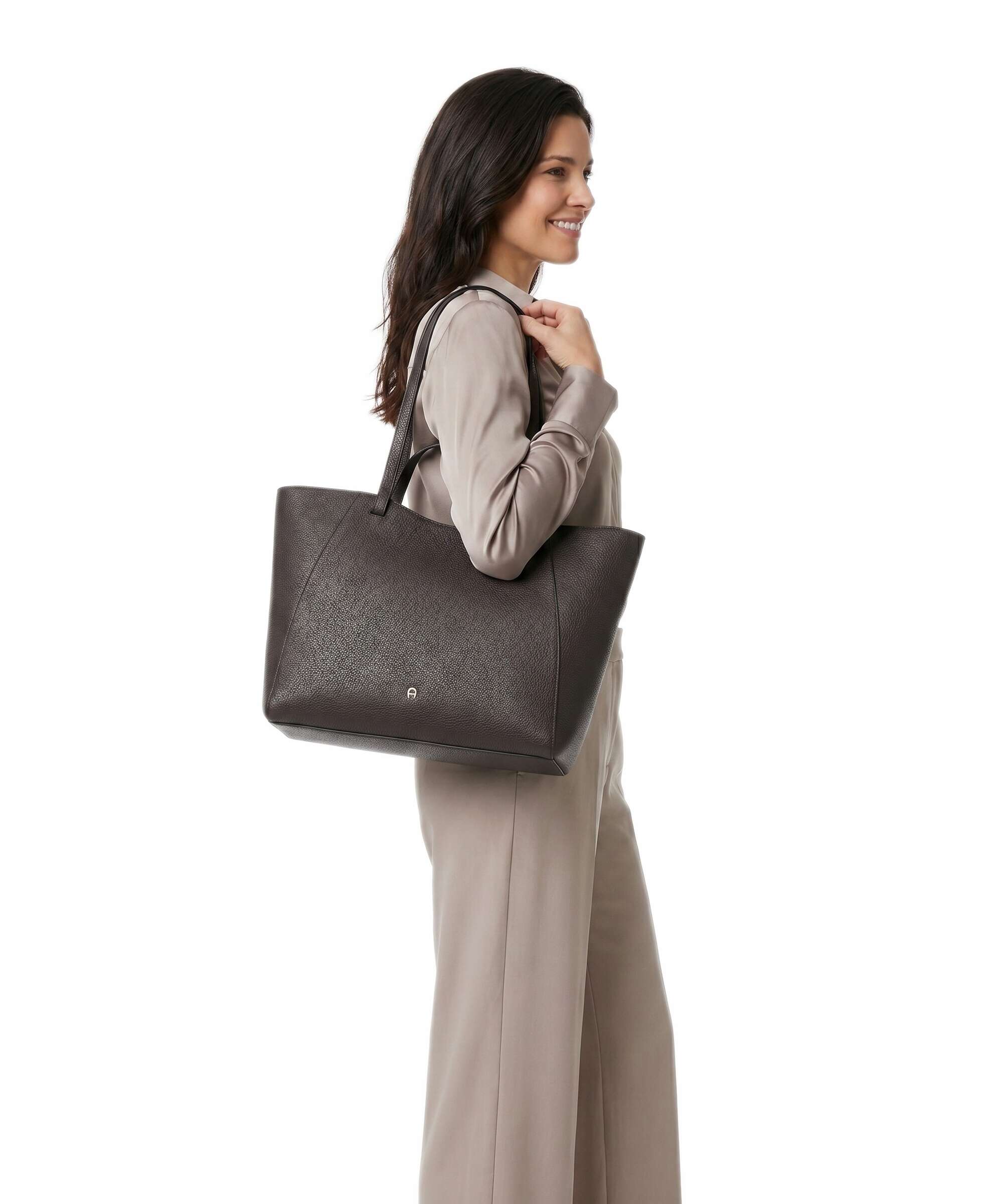 Aigner Pura L Torba na zakupy soil brown - Image 3