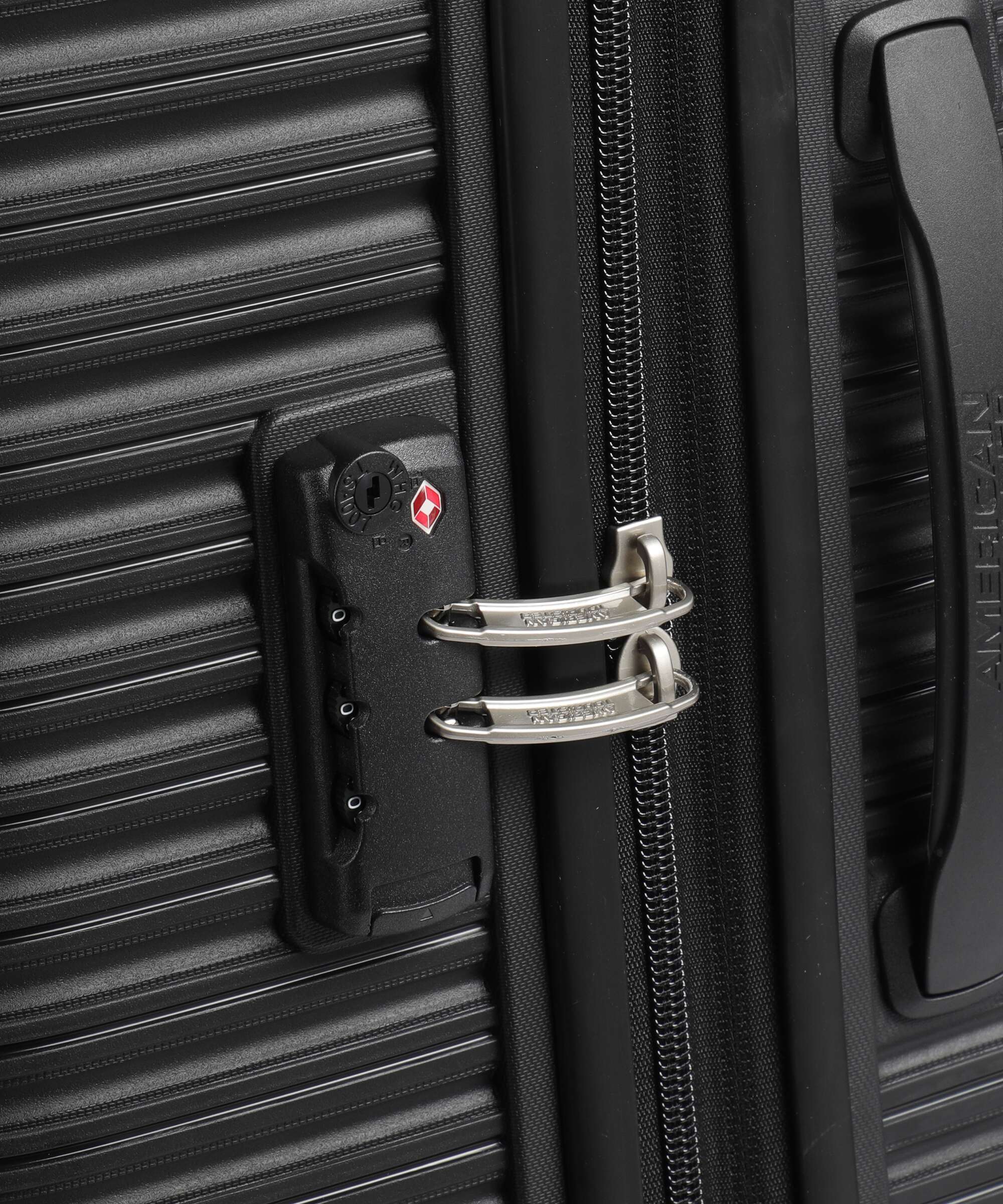American Tourister Liftoff Walizka na 4 kołach black - Image 3
