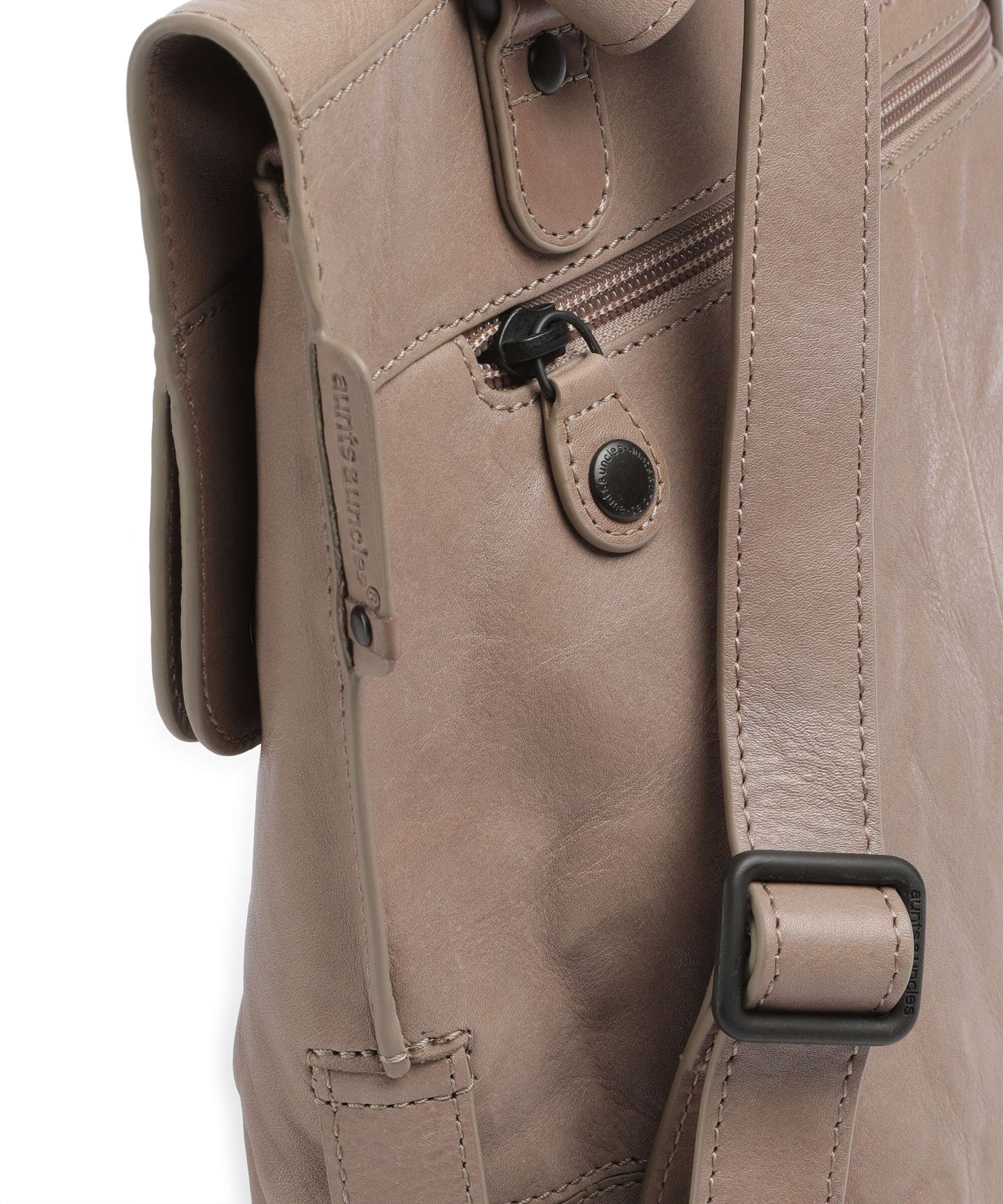 Aunts & Uncles Grandma's Luxury Club Mrs. Mince Pie Plecak-torba vintage khaki - Image 5