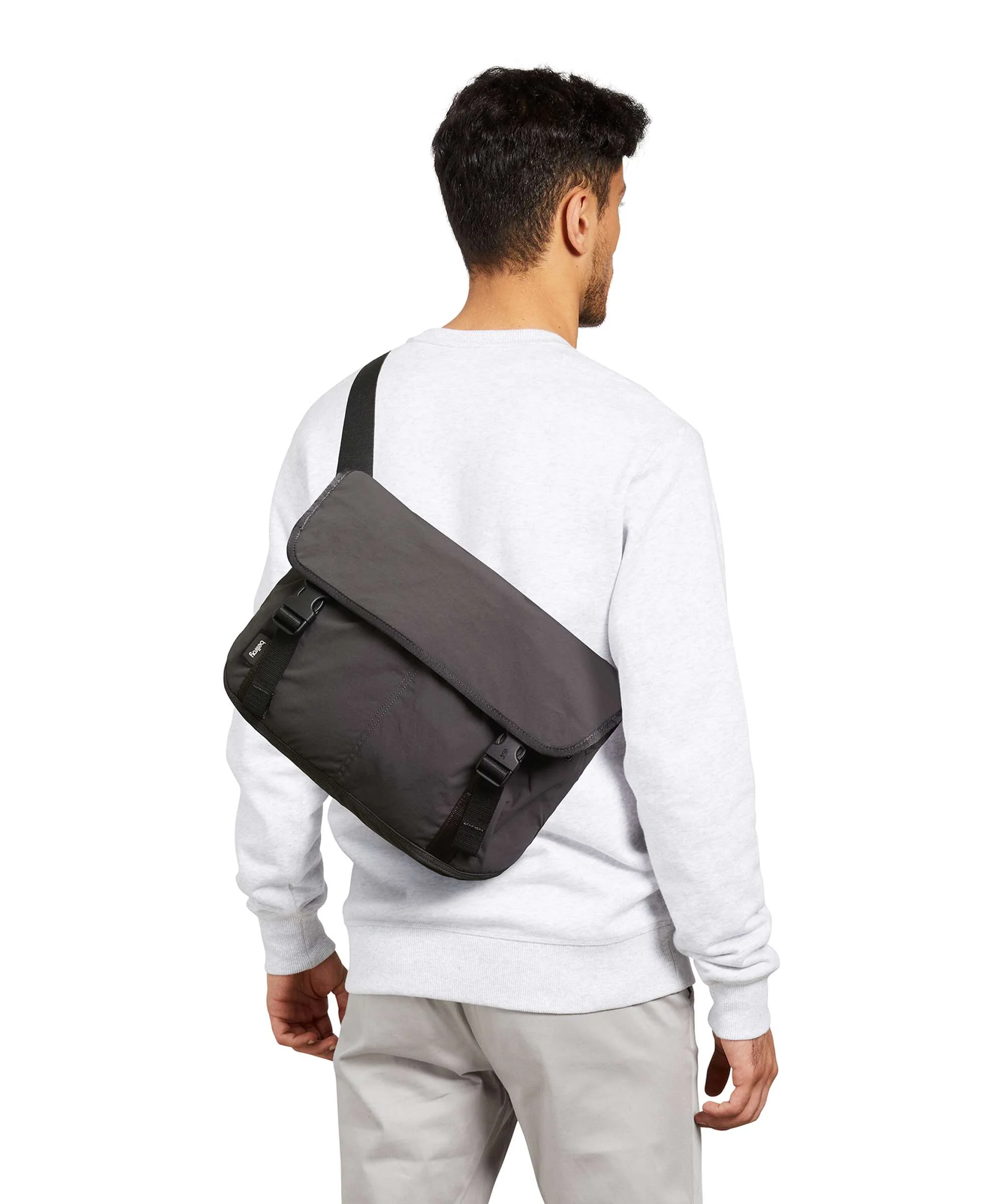 Bellroy Cinch 12 Listonoszka burgundy - Image 4