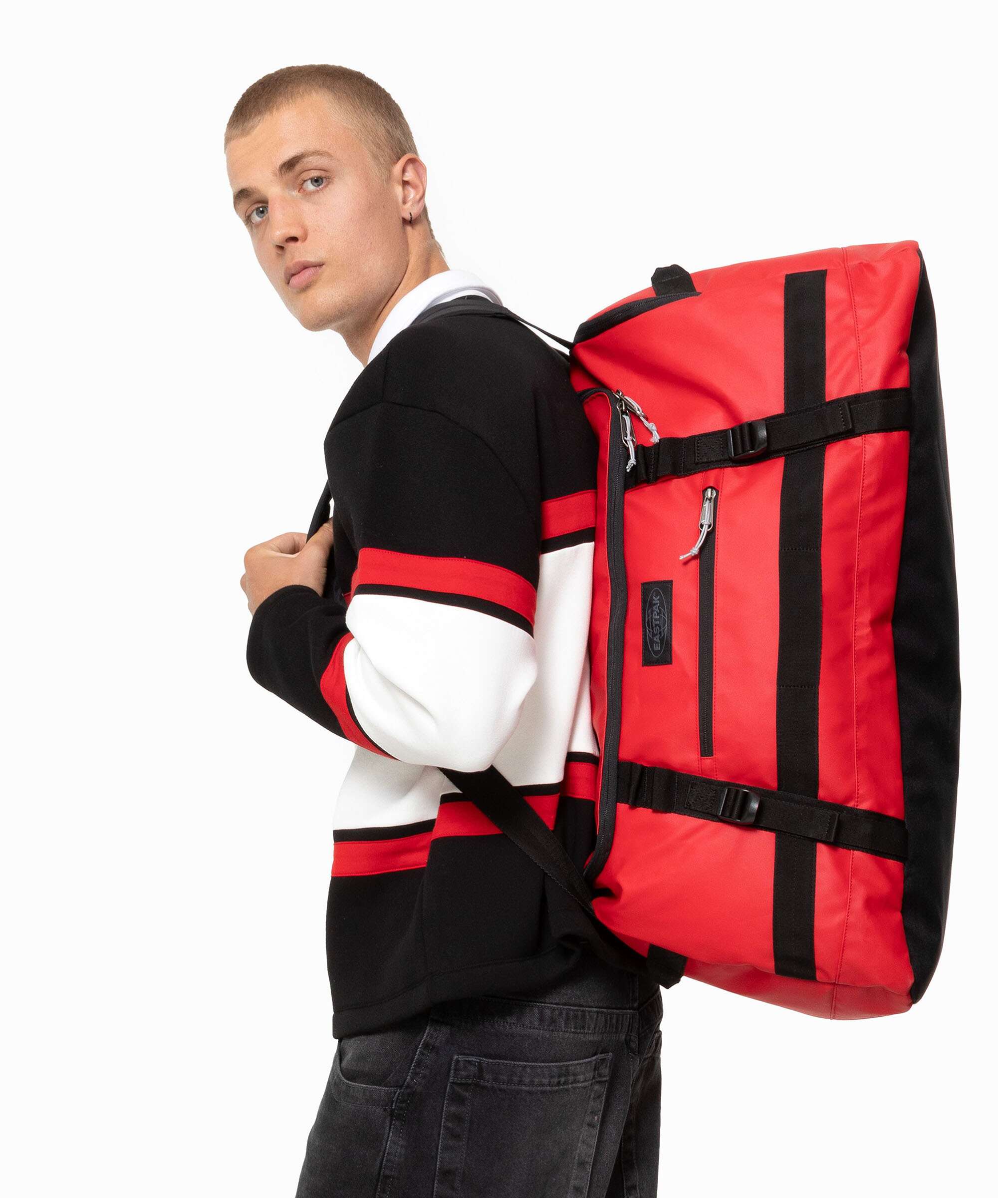 Eastpak Tarp Duffel Pack M Torba podróżna tarp black - Image 3