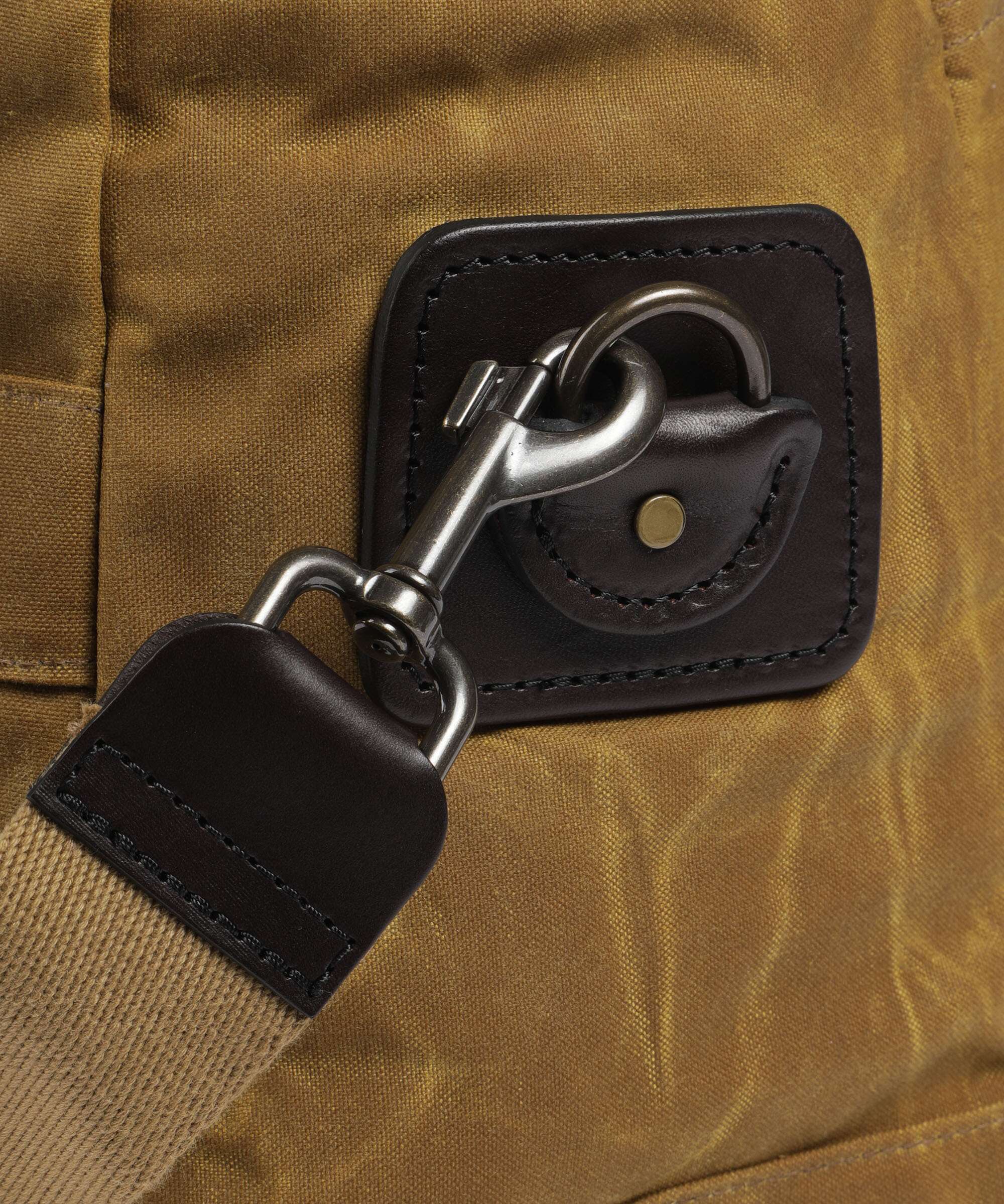 Filson Oil Finish Tin Cloth 24HR Duffle Torba weekendowa dark tan - Image 3