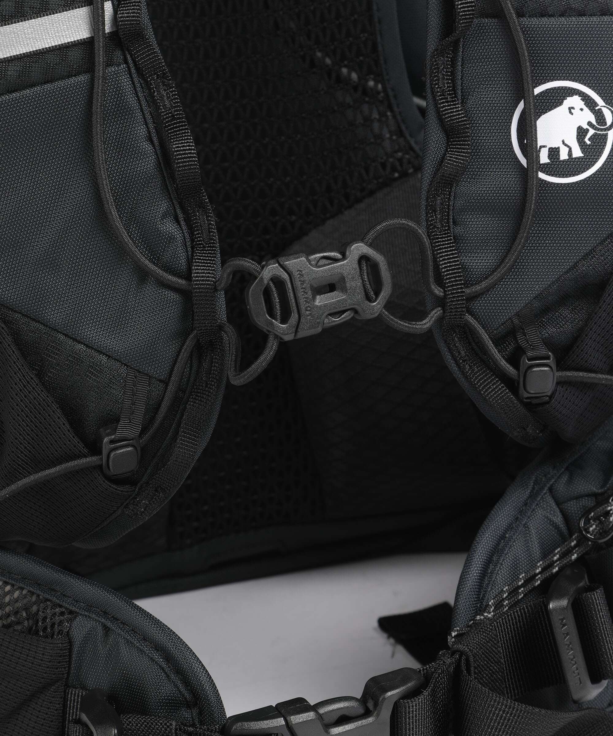 Mammut Ducan 26 Plecak turystyczny black - Image 3