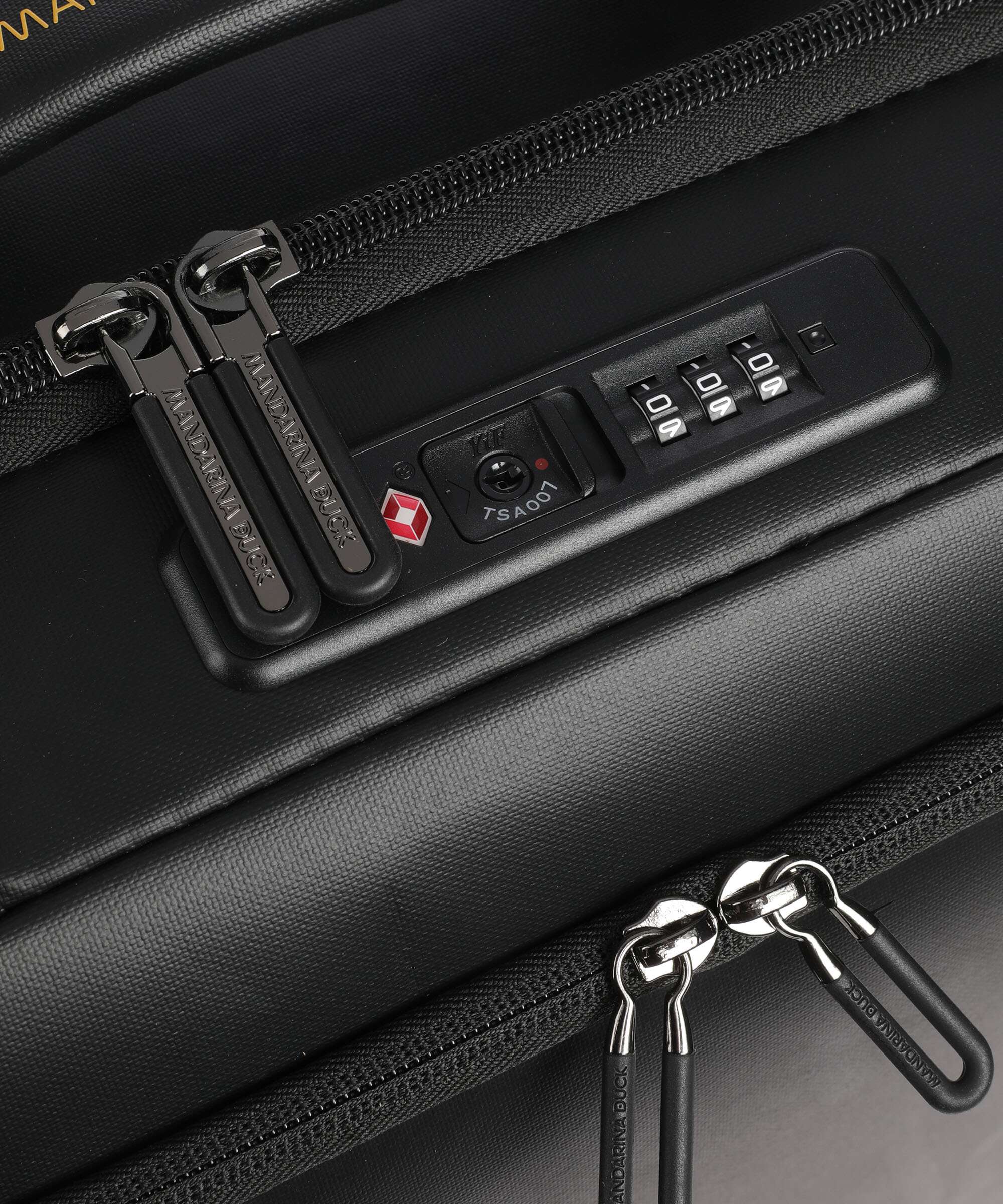 Mandarina Duck Eco Coated Walizka na 2 kołach black - Image 3