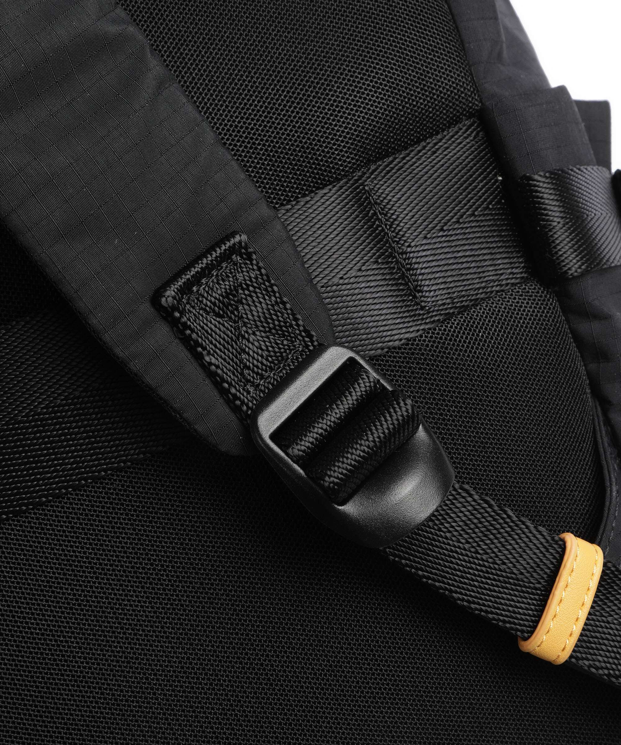 Mandarina Duck Y-Lite Plecak black - Image 4