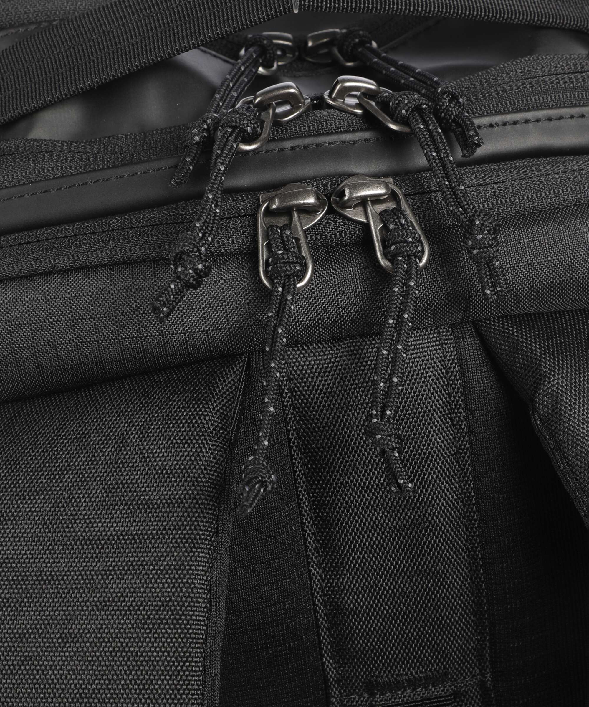 Patagonia Black Hole 32 Plecak black w/black - Image 6