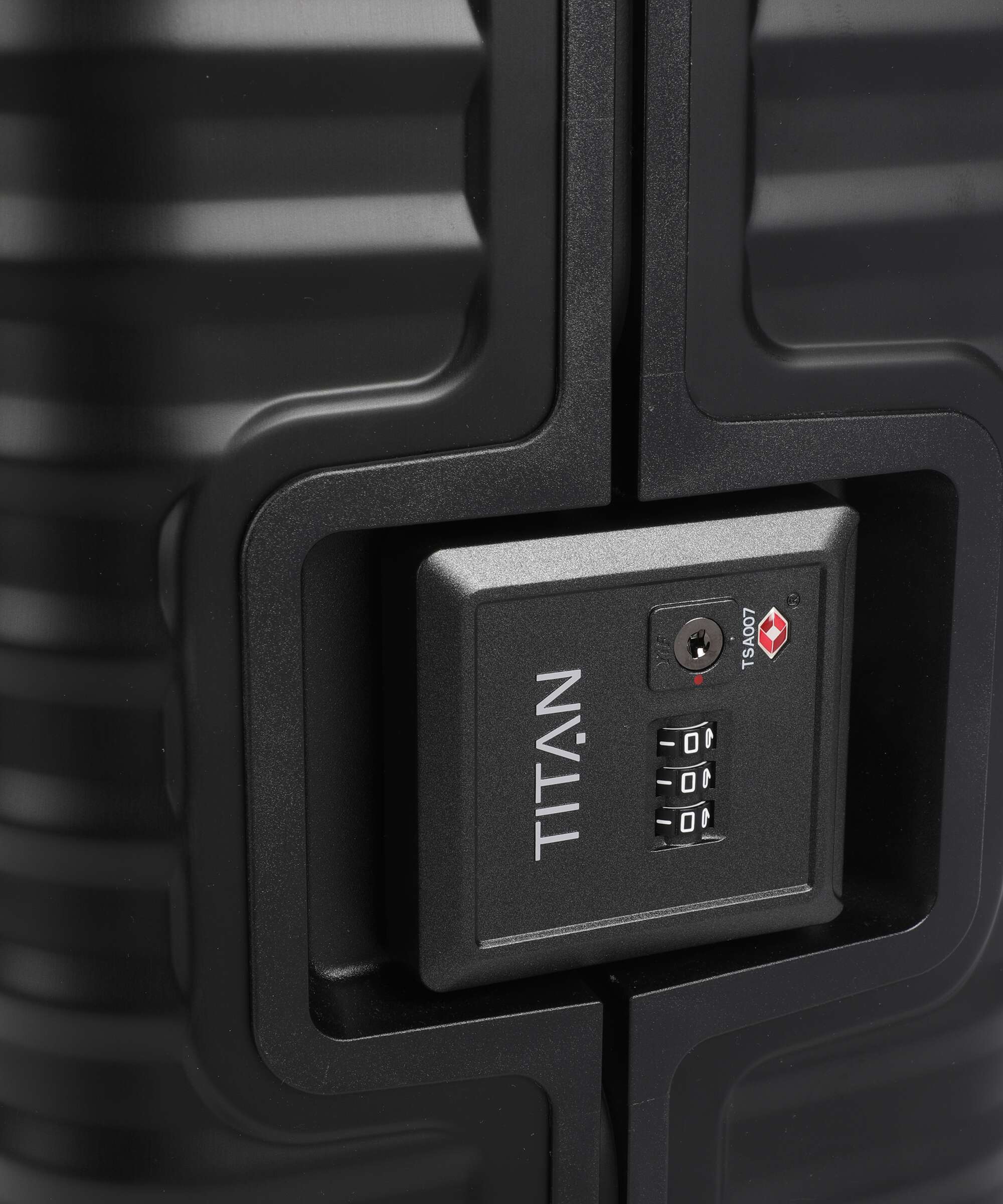 Titan Eternity Walizka na 4 kołach black - Image 3