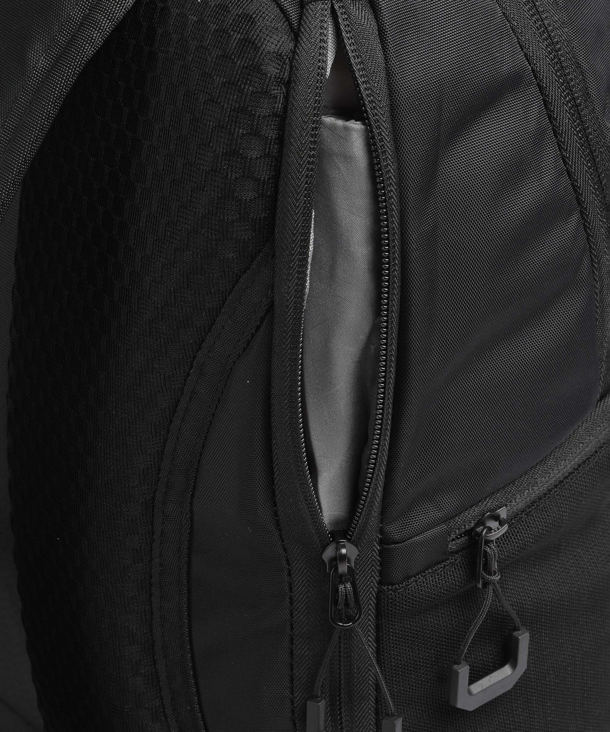 Travelite Venture Line M Plecak black - Image 6